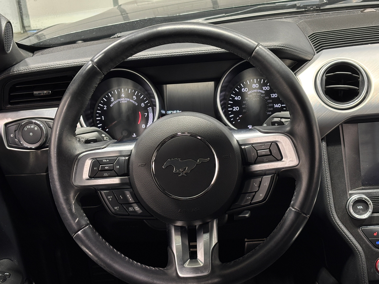 Thumbnail: 2019 Ford Mustang - 4