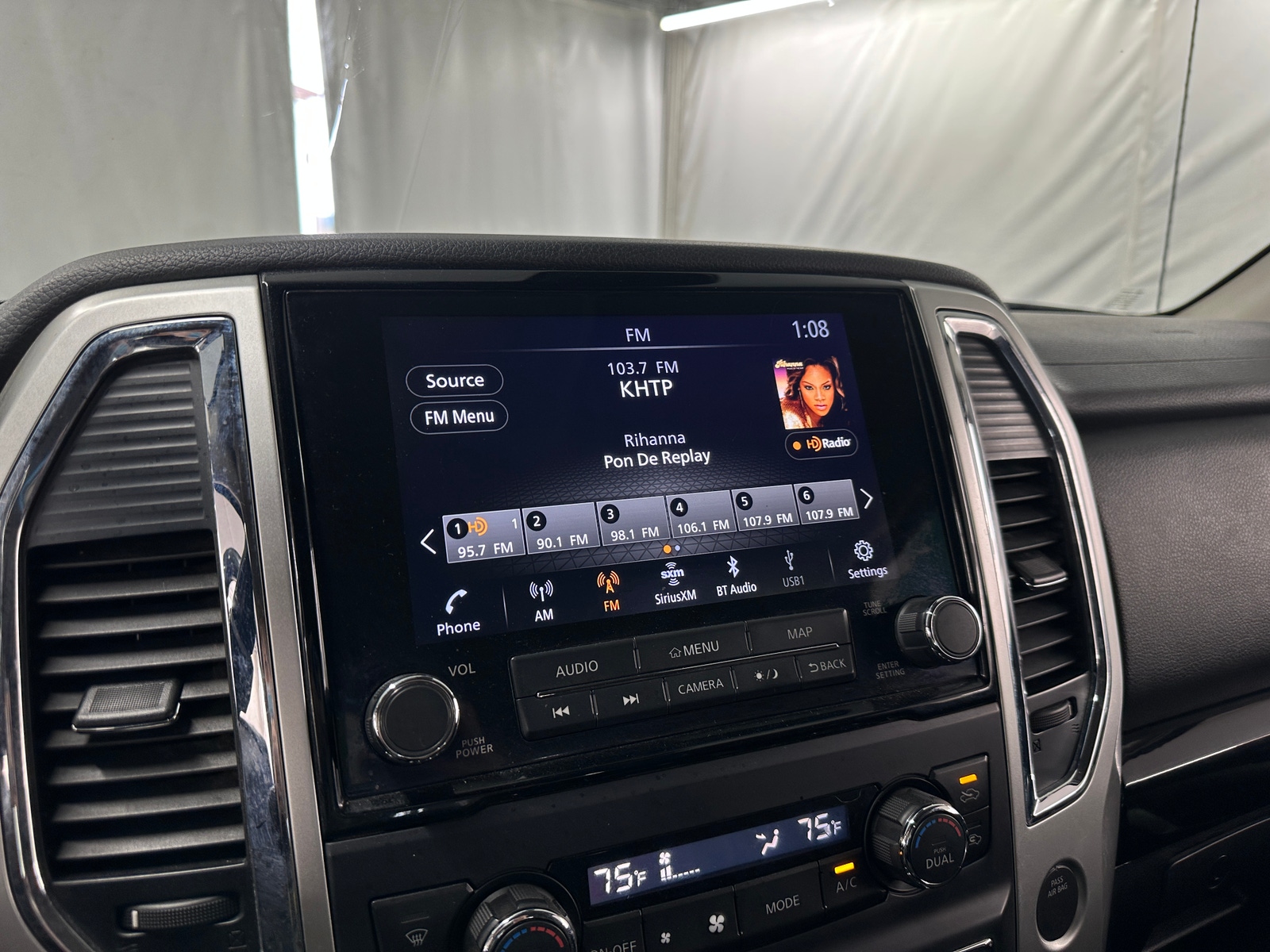 Thumbnail: 2020 Nissan Titan - 4