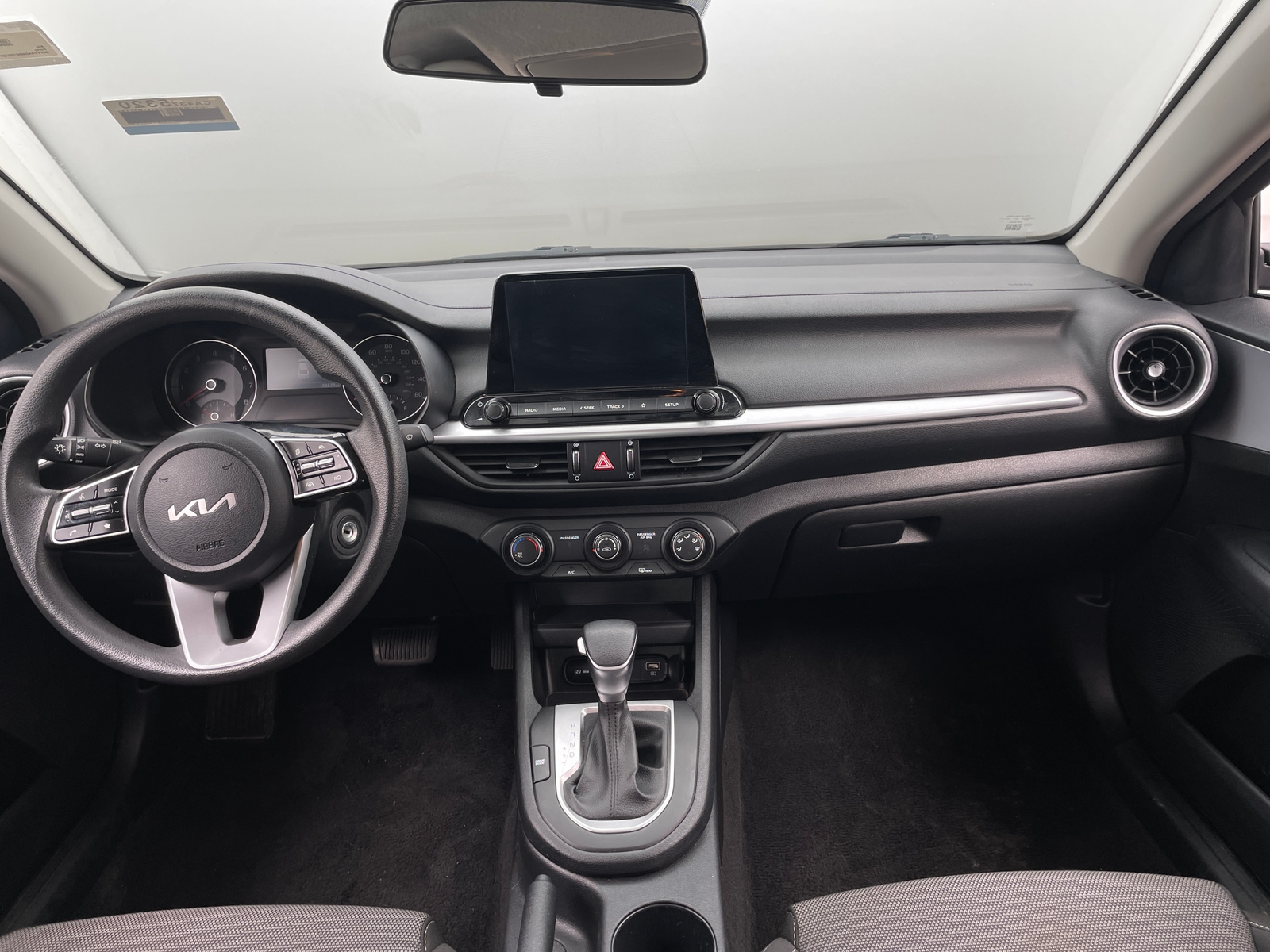 Thumbnail: 2024 Kia Forte - 3