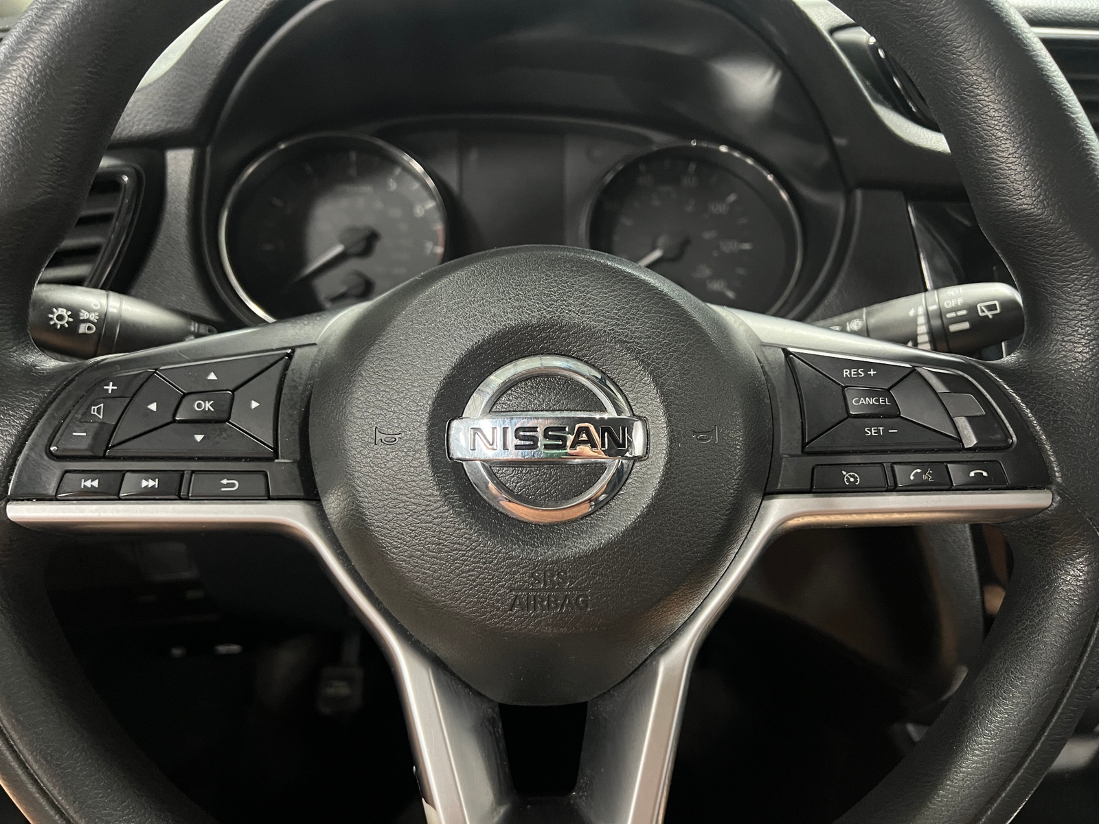 Thumbnail: 2017 Nissan Rogue - 5