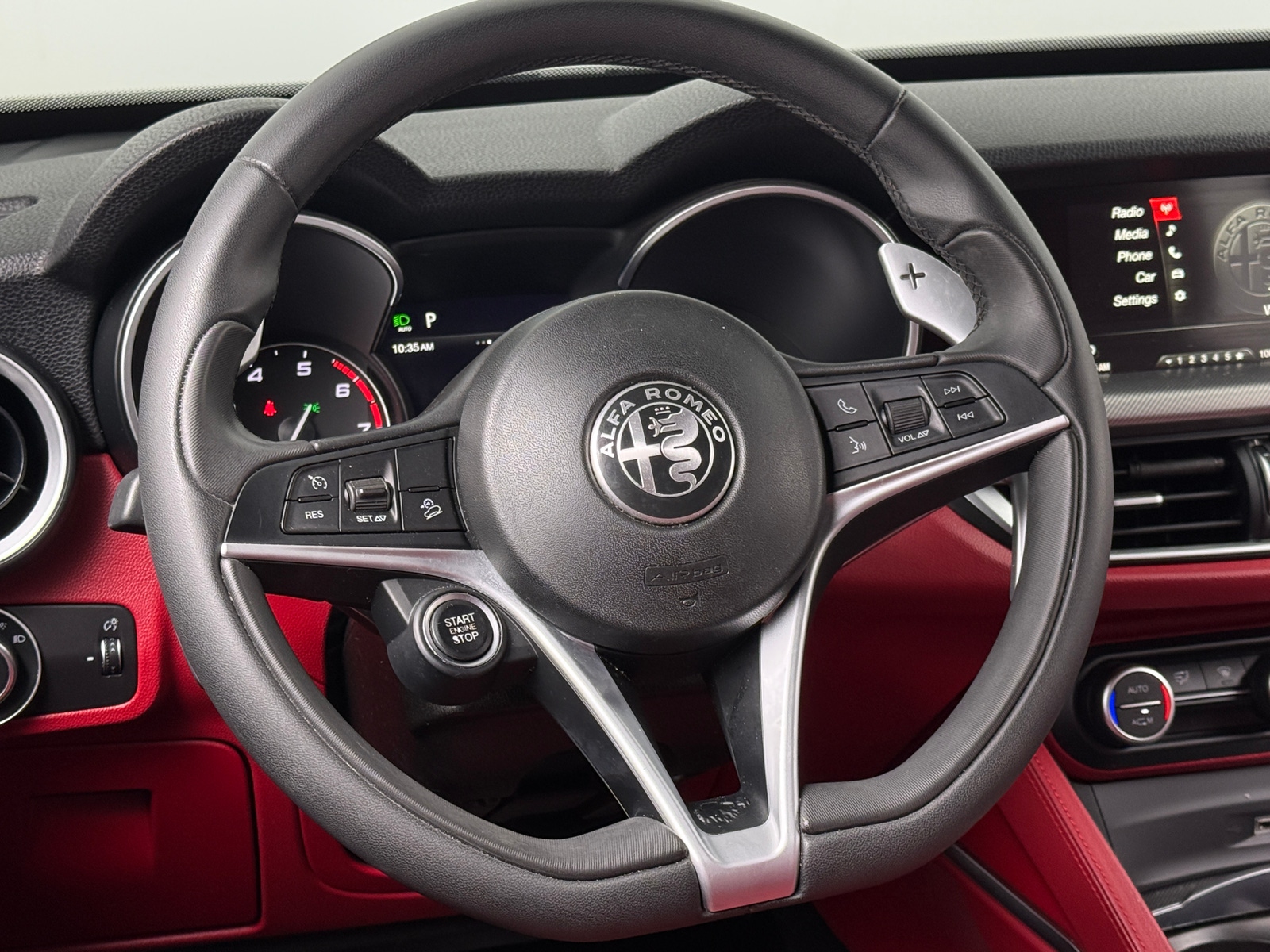 Thumbnail: 2019 Alfa Romeo Stelvio - 4