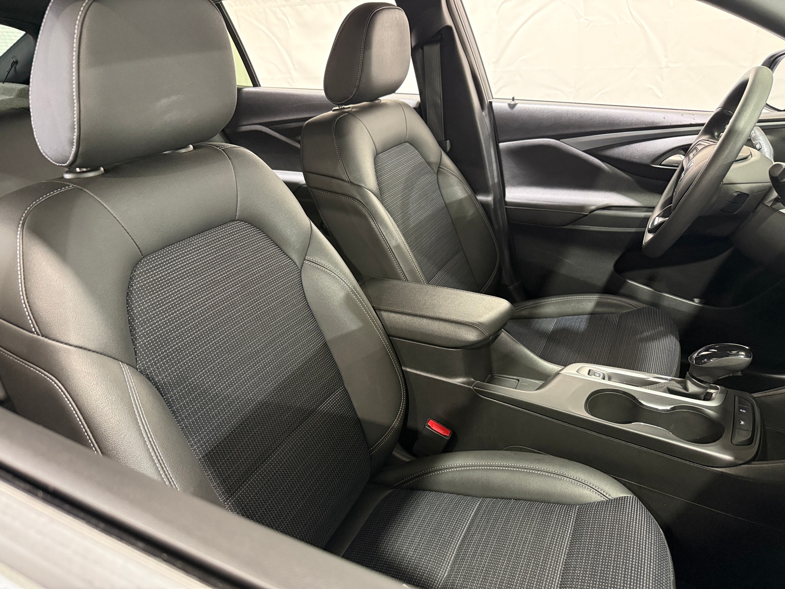 Thumbnail: 2025 Buick Envista - 2