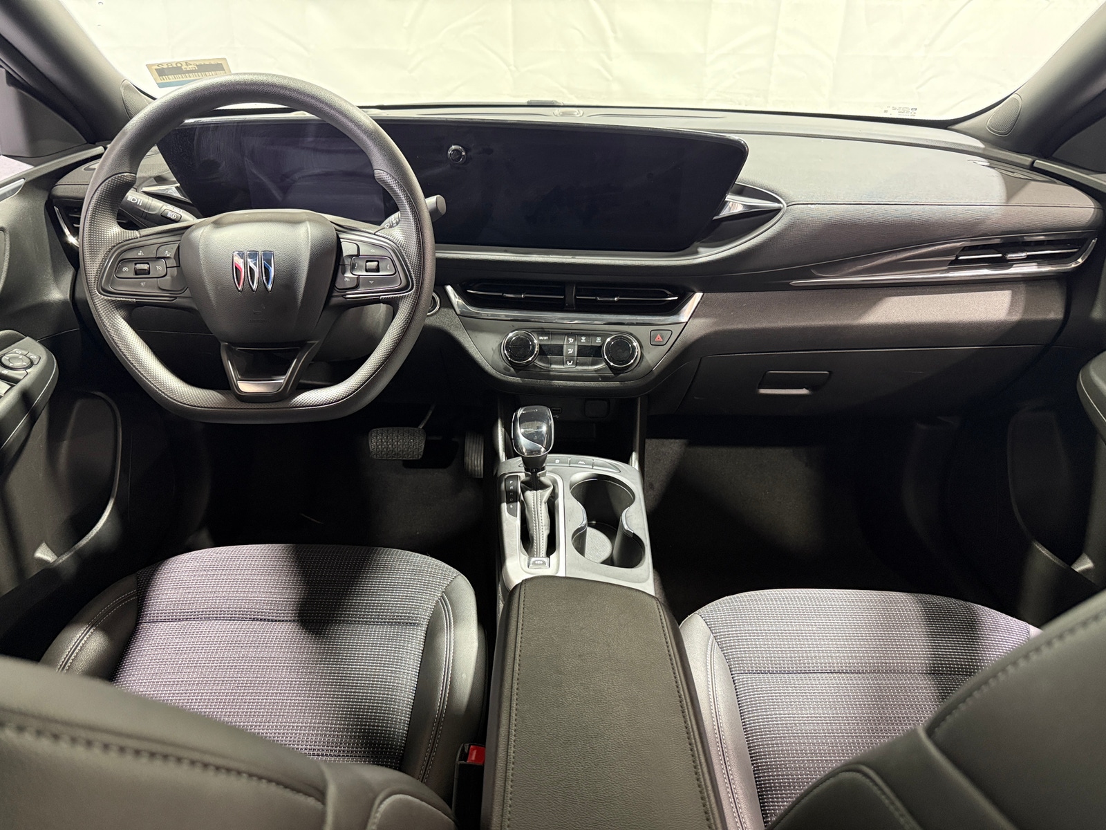 Thumbnail: 2025 Buick Envista - 3