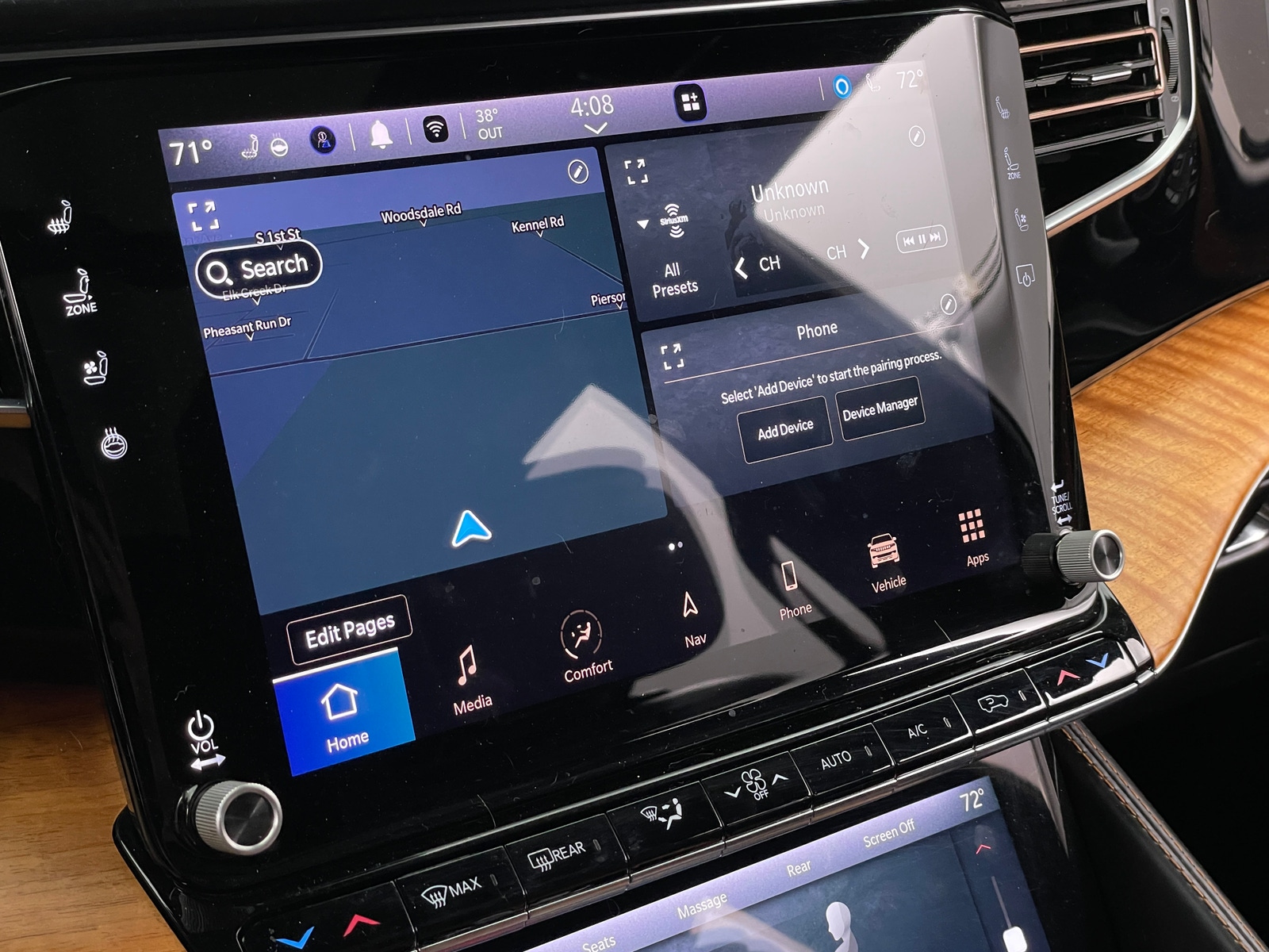 Thumbnail: 2022 Jeep Grand Wagoneer - 3