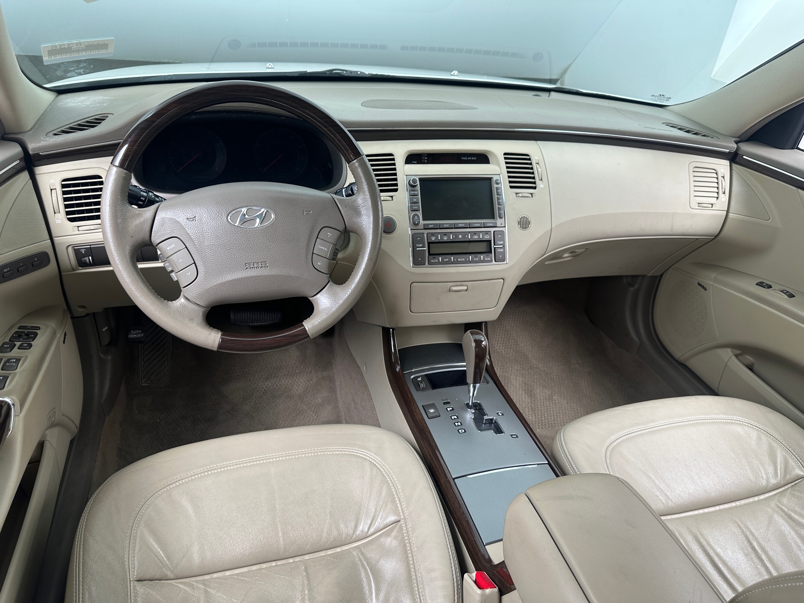 Thumbnail: 2010 Hyundai Azera - 2