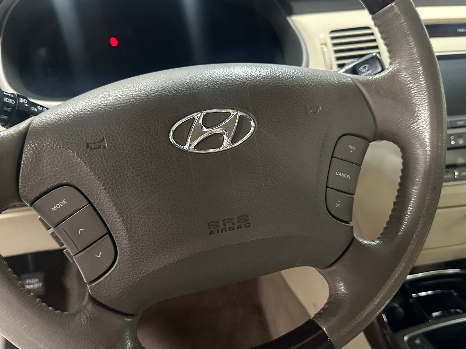 Thumbnail: 2010 Hyundai Azera - 4