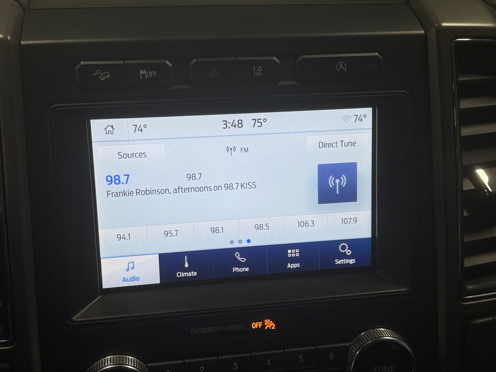 Thumbnail: 2020 Ford Expedition - 4