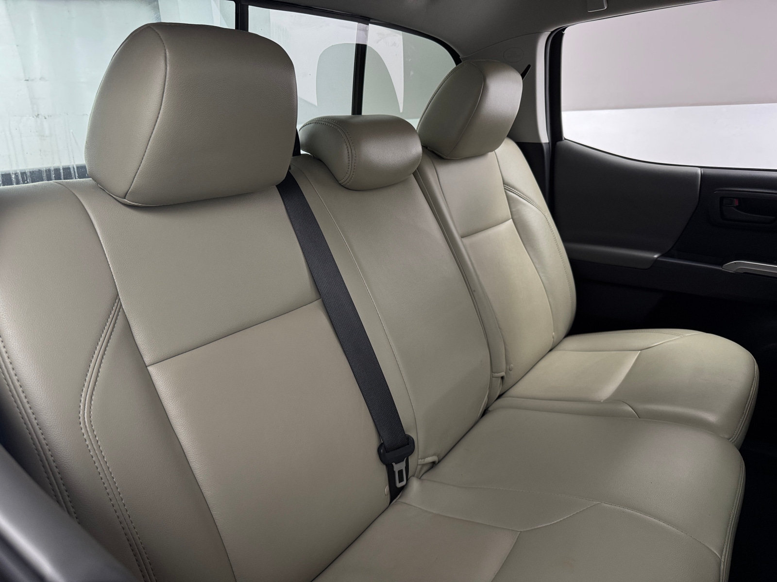 Thumbnail: 2021 Toyota Tacoma - 6