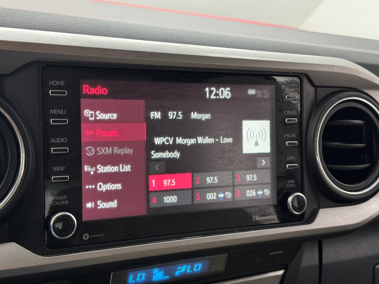 Thumbnail: 2021 Toyota Tacoma - 4