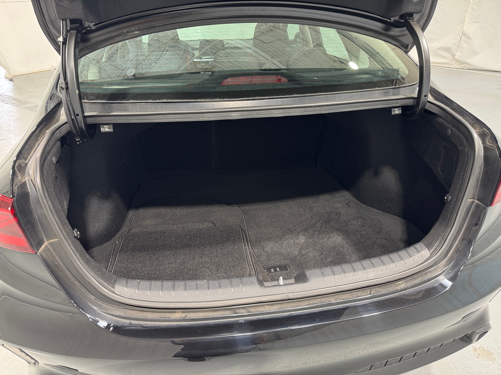 Thumbnail: 2023 Kia Forte - 7