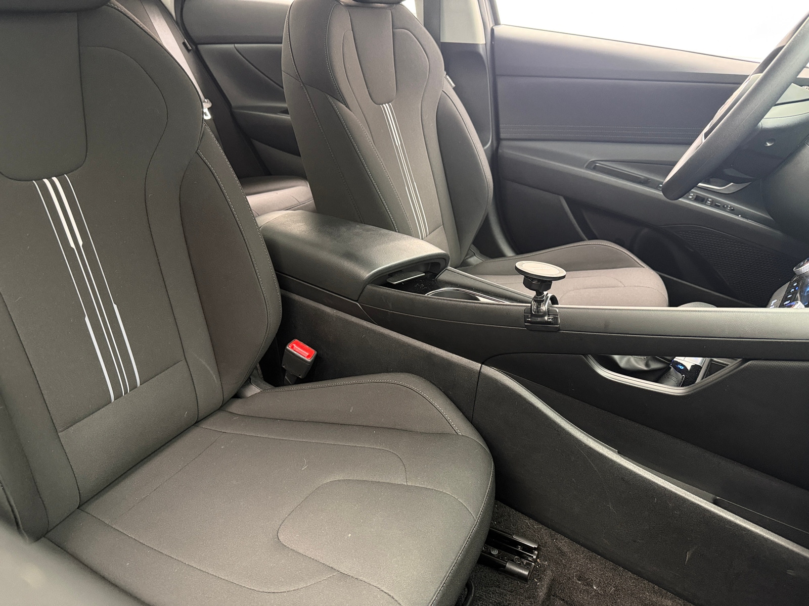 Thumbnail: 2025 Hyundai Elantra - 2