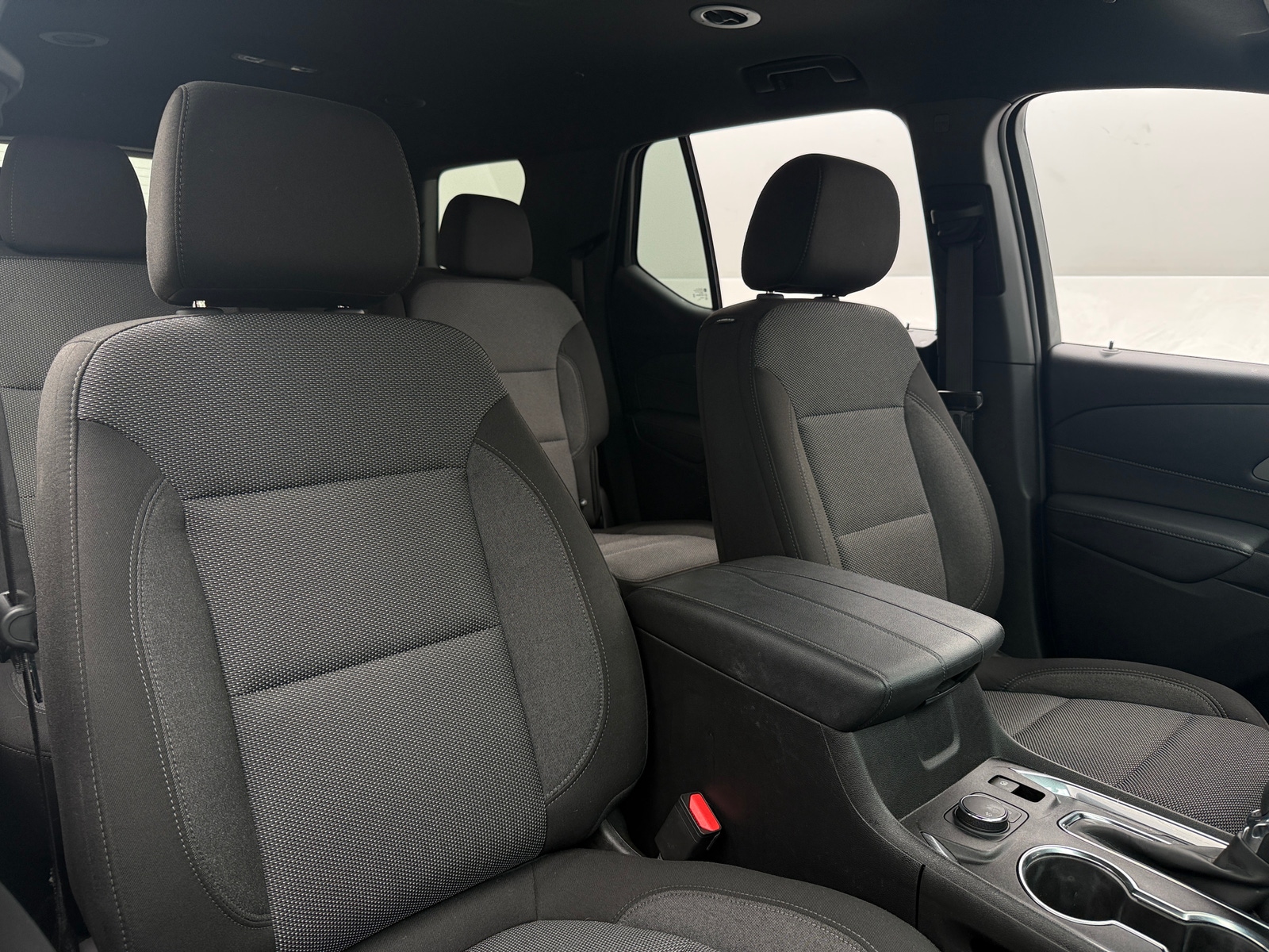 Thumbnail: 2023 Chevrolet Traverse - 2