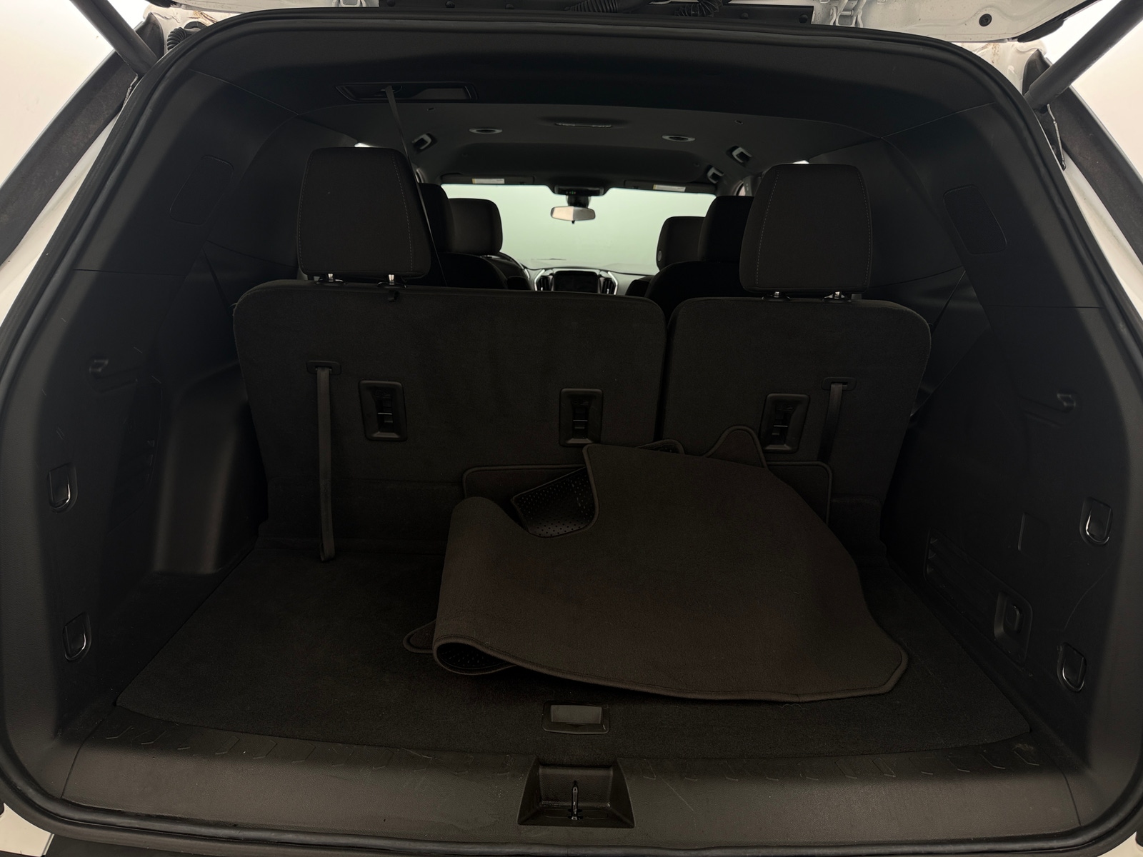 Thumbnail: 2023 Chevrolet Traverse - 7