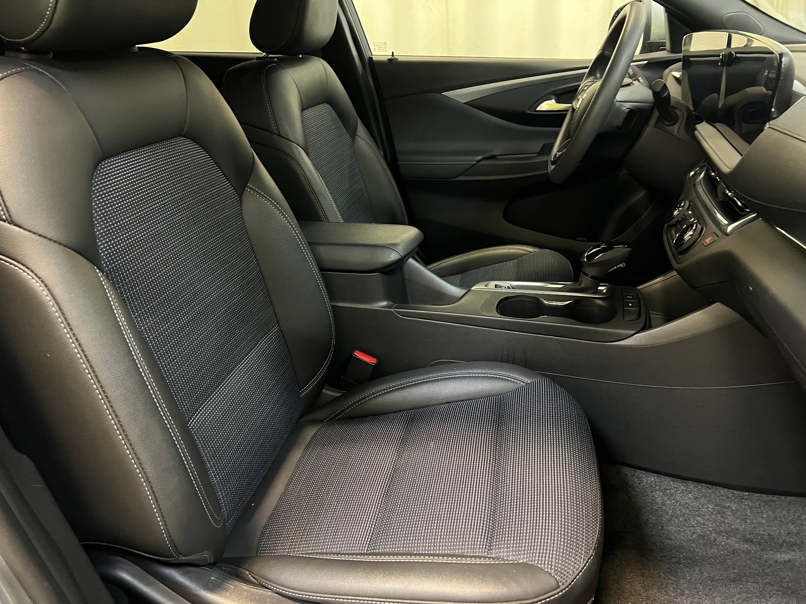 Thumbnail: 2025 Buick Envista - 2