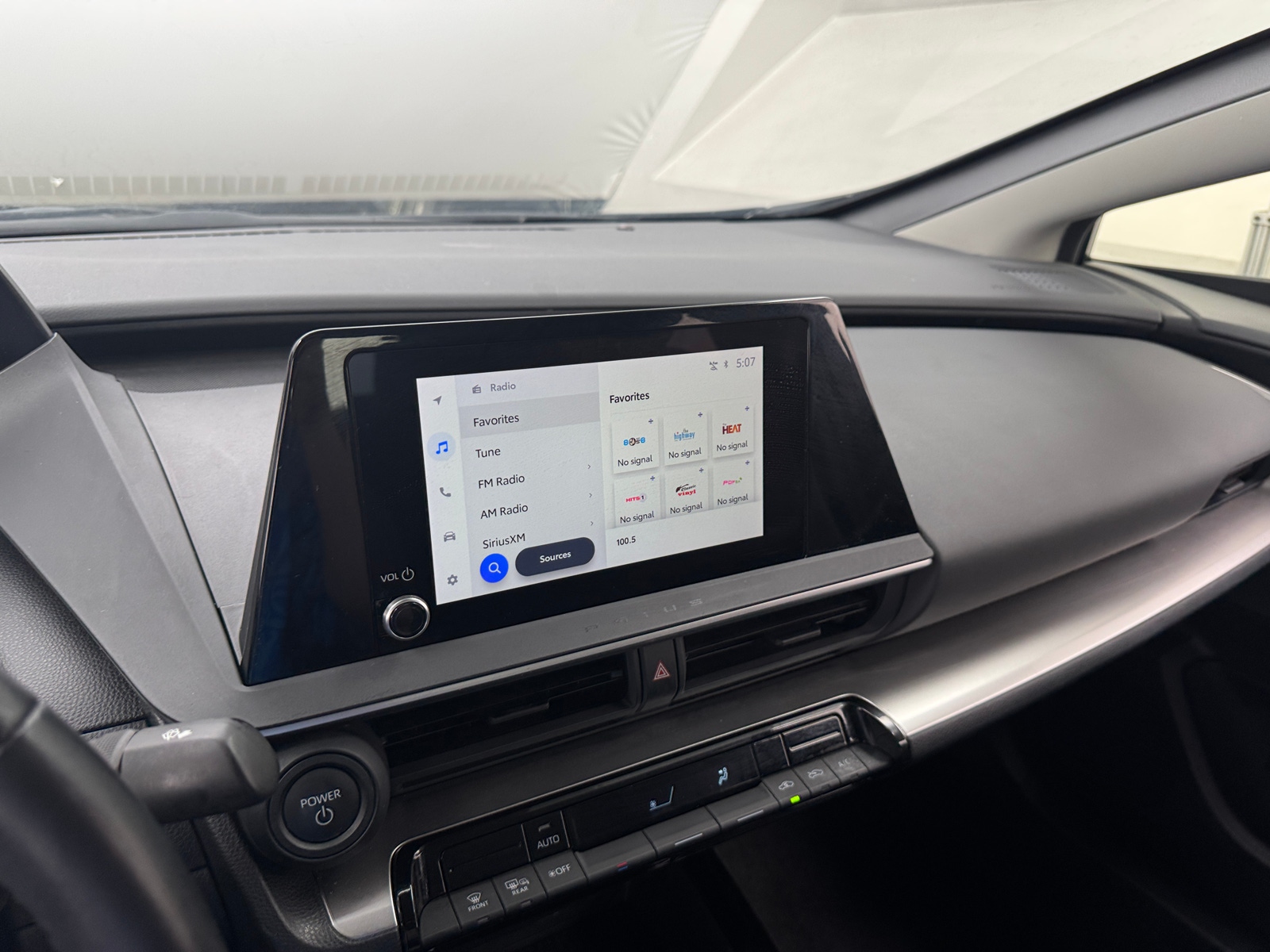 Thumbnail: 2024 Toyota Prius - 4