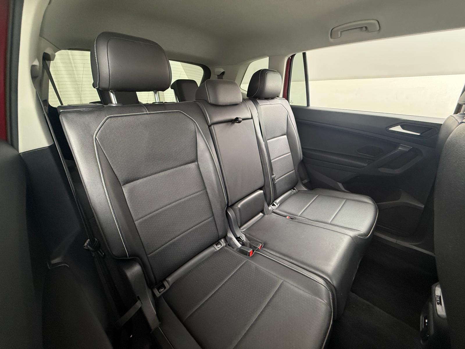 Thumbnail: 2021 Volkswagen Tiguan - 5