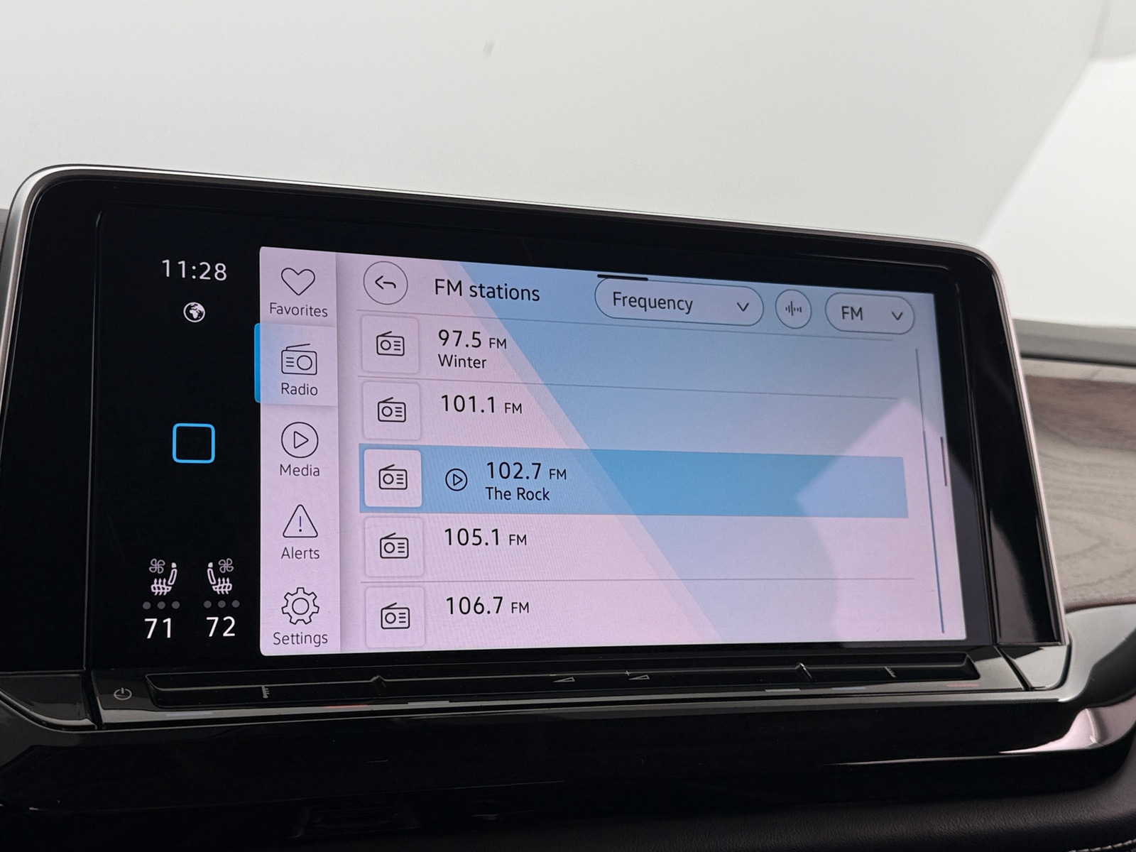 Thumbnail: 2025 Volkswagen Atlas - 3