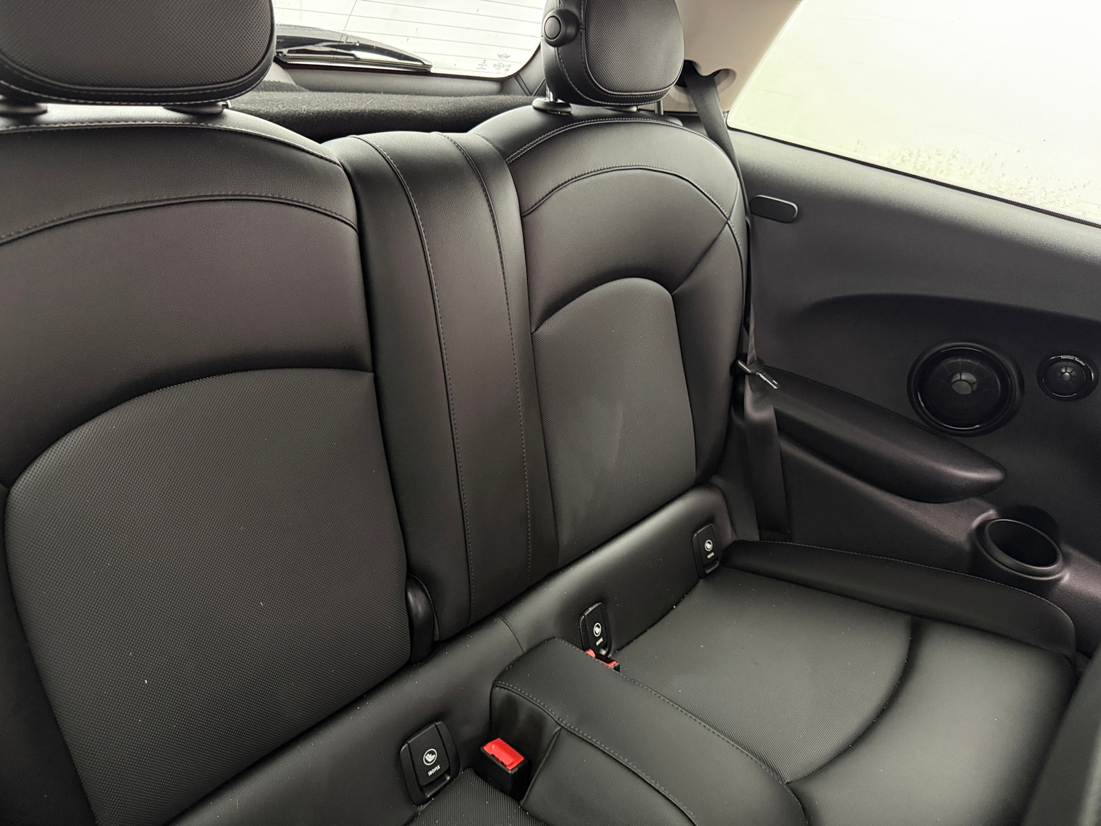 Thumbnail: 2017 MINI Cooper Hardtop - 5