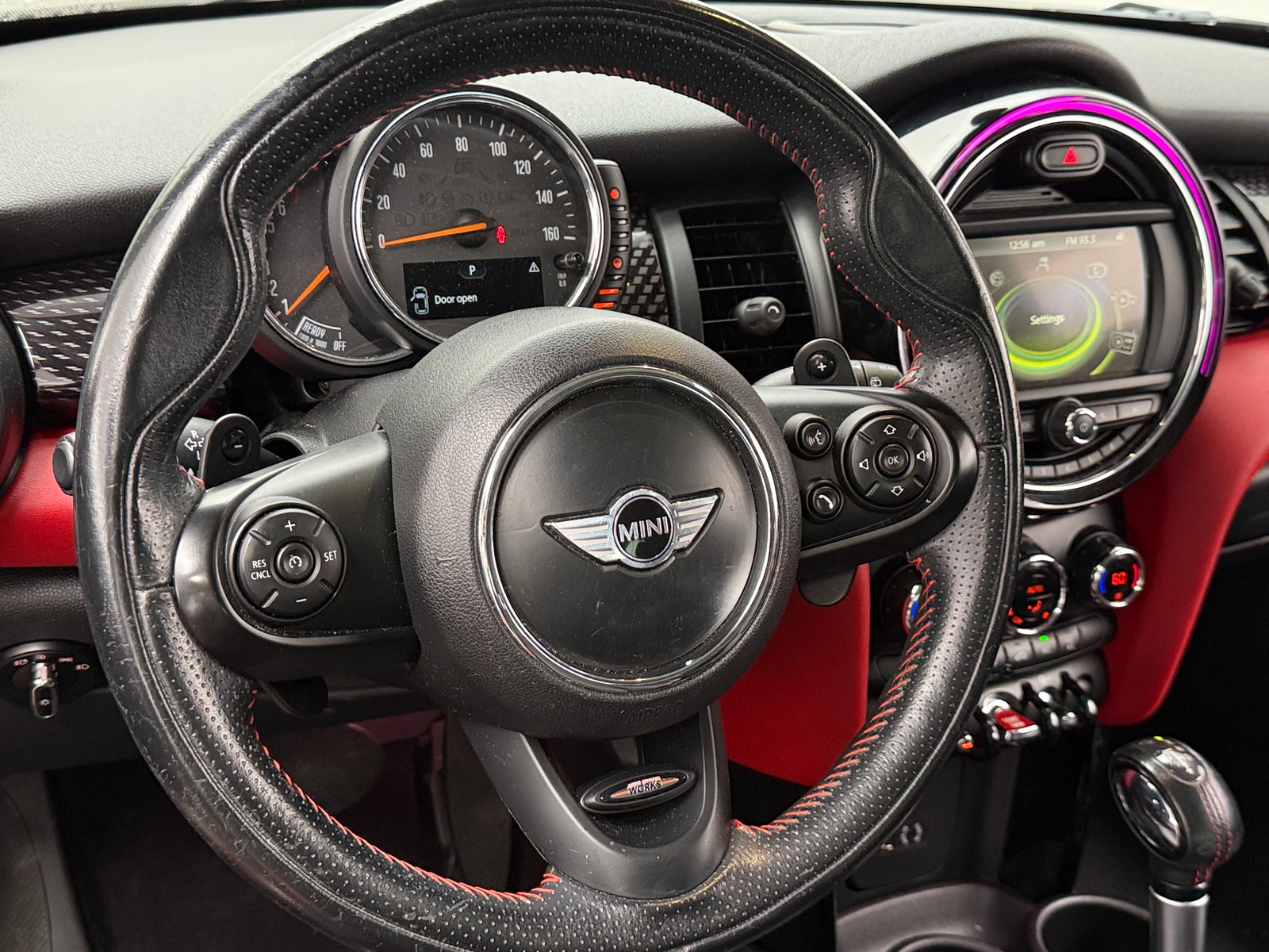 Thumbnail: 2017 MINI Cooper Hardtop - 4