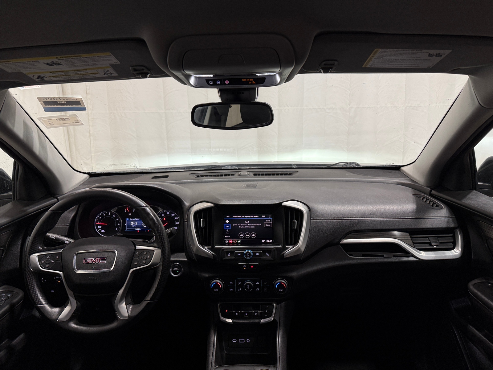 Thumbnail: 2022 GMC Terrain - 3