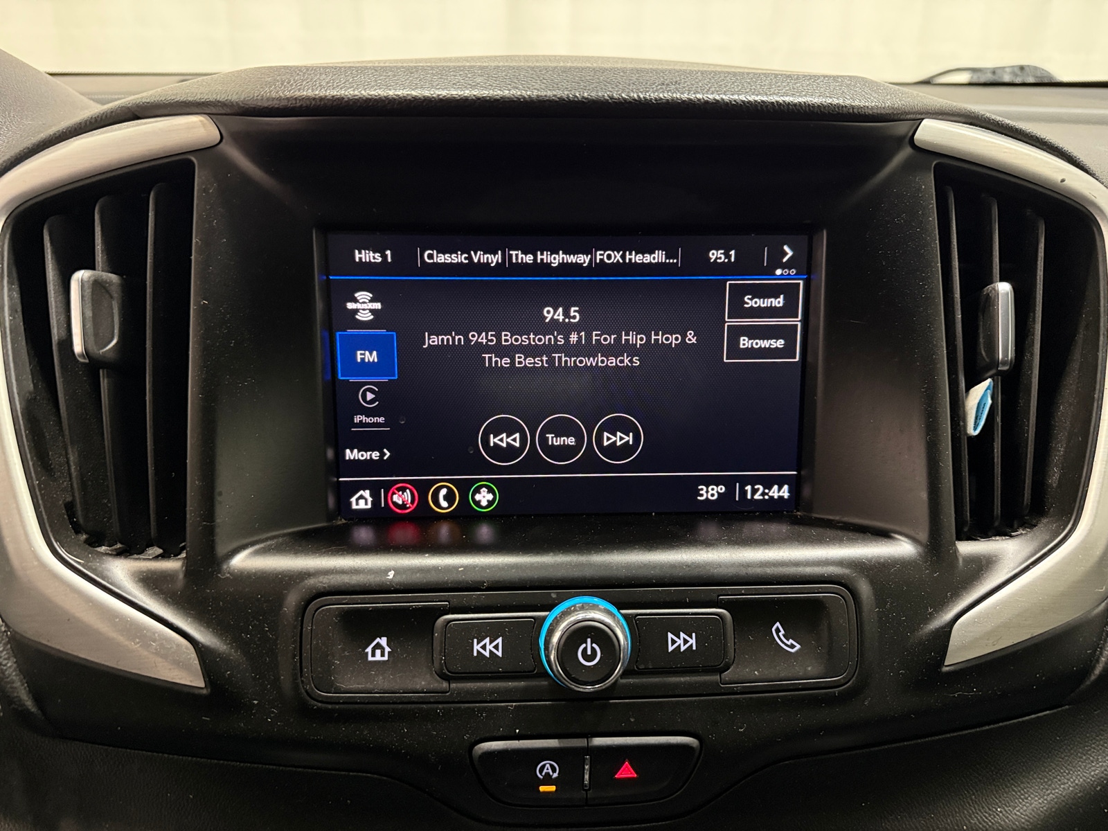 Thumbnail: 2022 GMC Terrain - 4