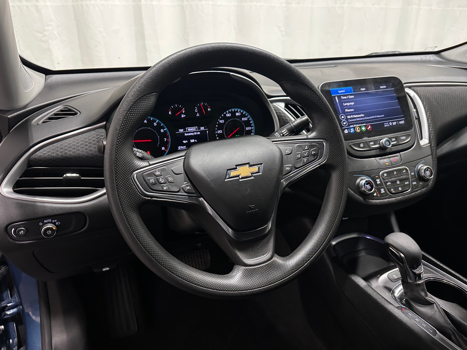 Thumbnail: 2024 Chevrolet Malibu - 5