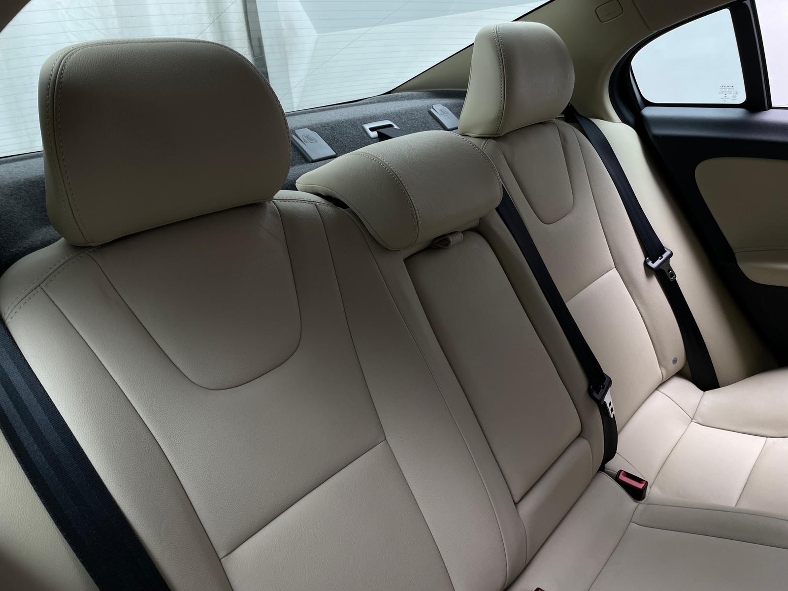 Thumbnail: 2018 Volvo S60 - 5