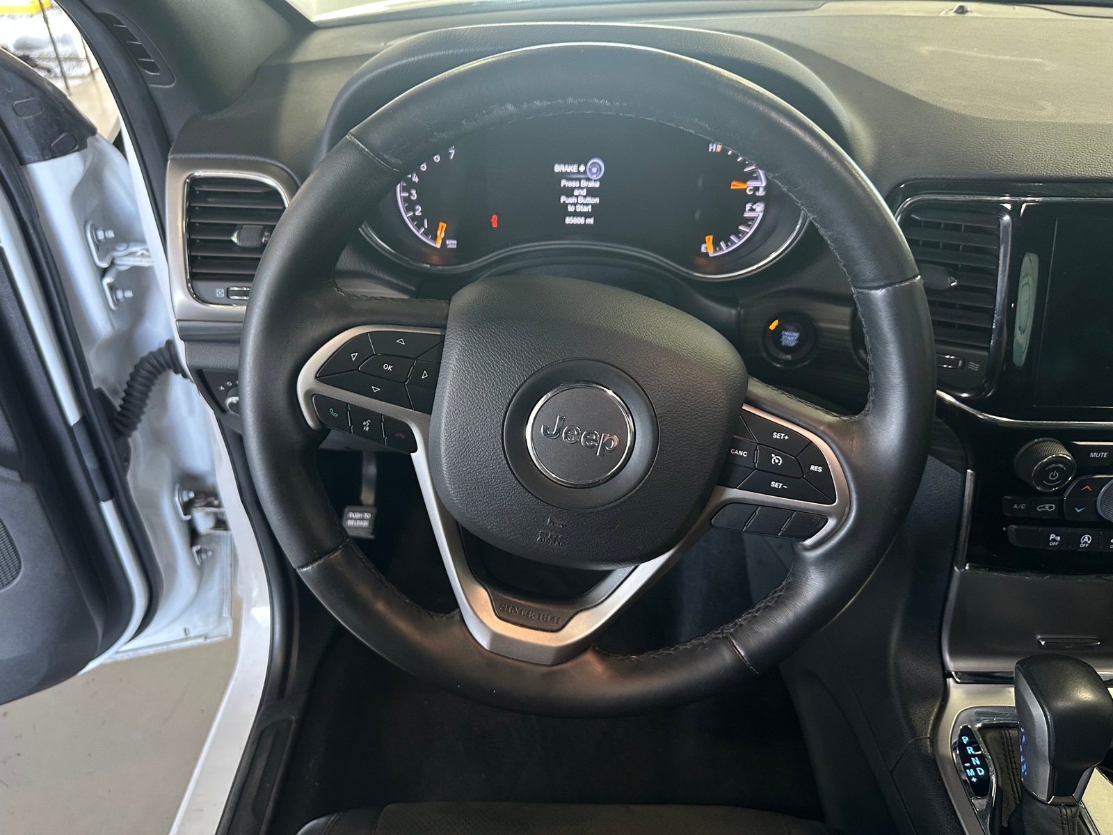 Thumbnail: 2019 Jeep Grand Cherokee - 5