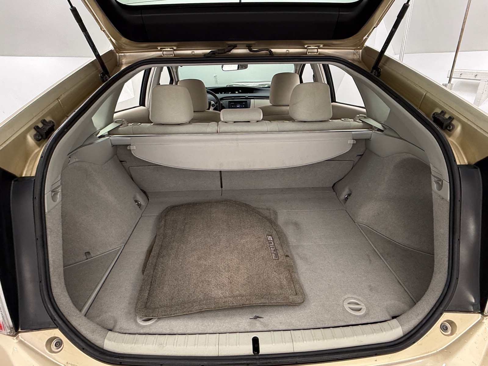 Thumbnail: 2010 Toyota Prius - 7