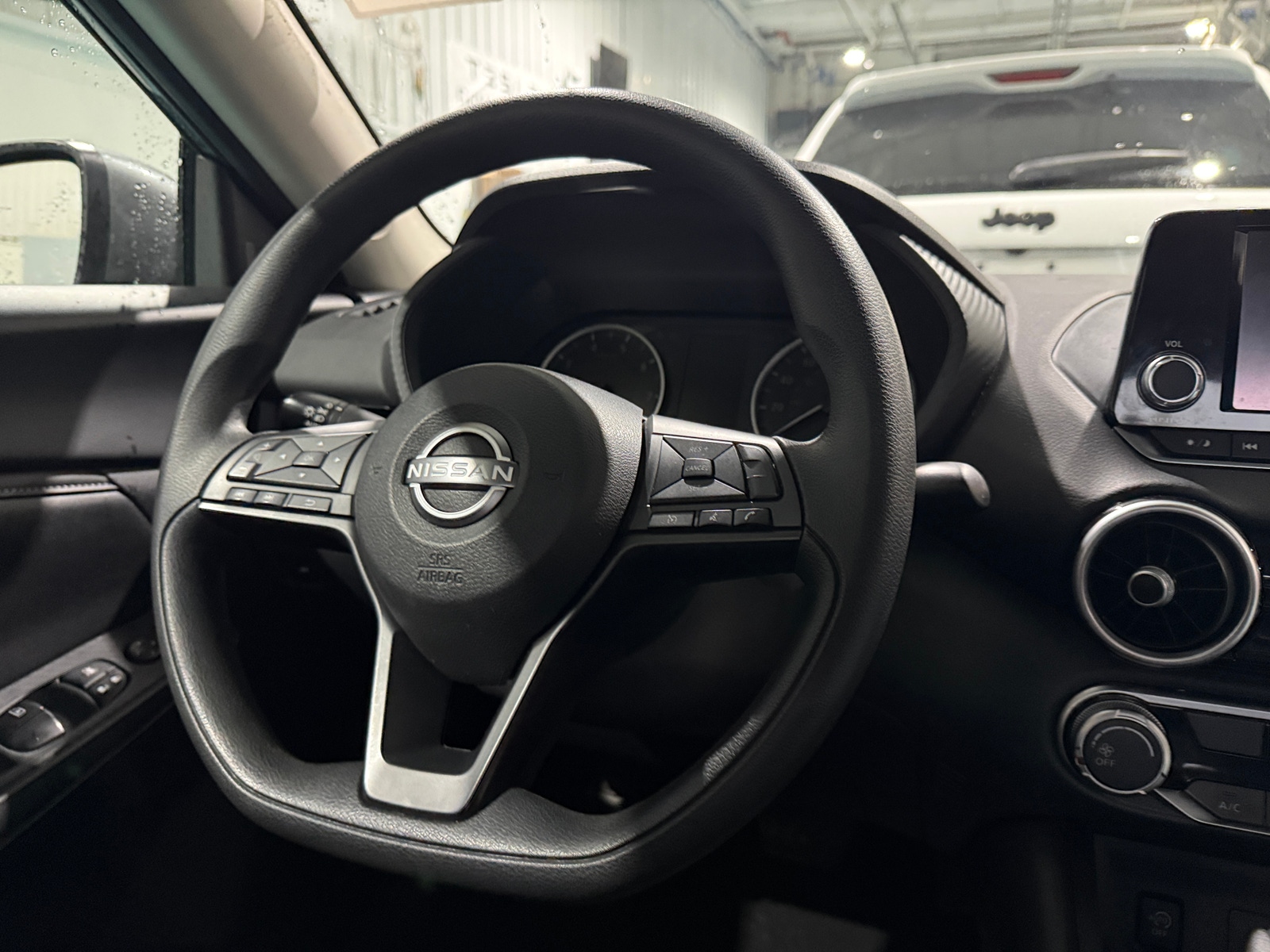 Thumbnail: 2025 Nissan Sentra - 5