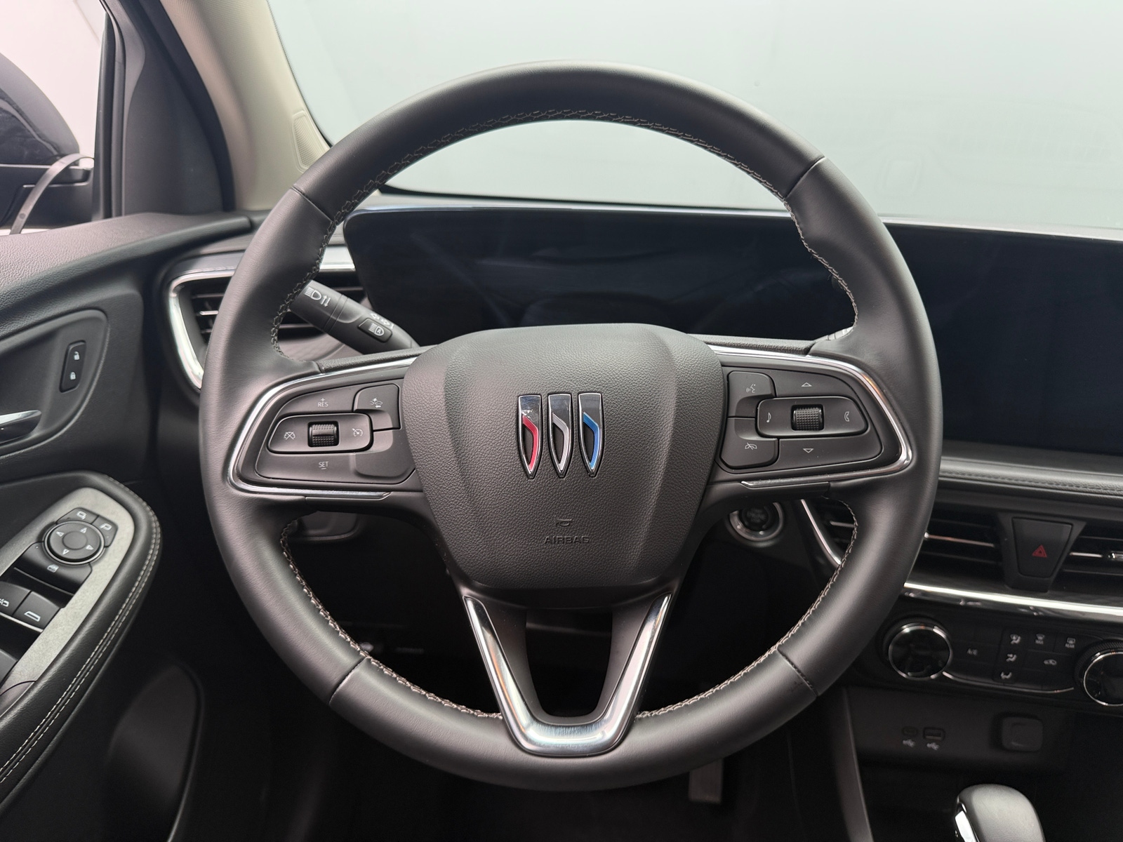 Thumbnail: 2025 Buick Encore GX - 4