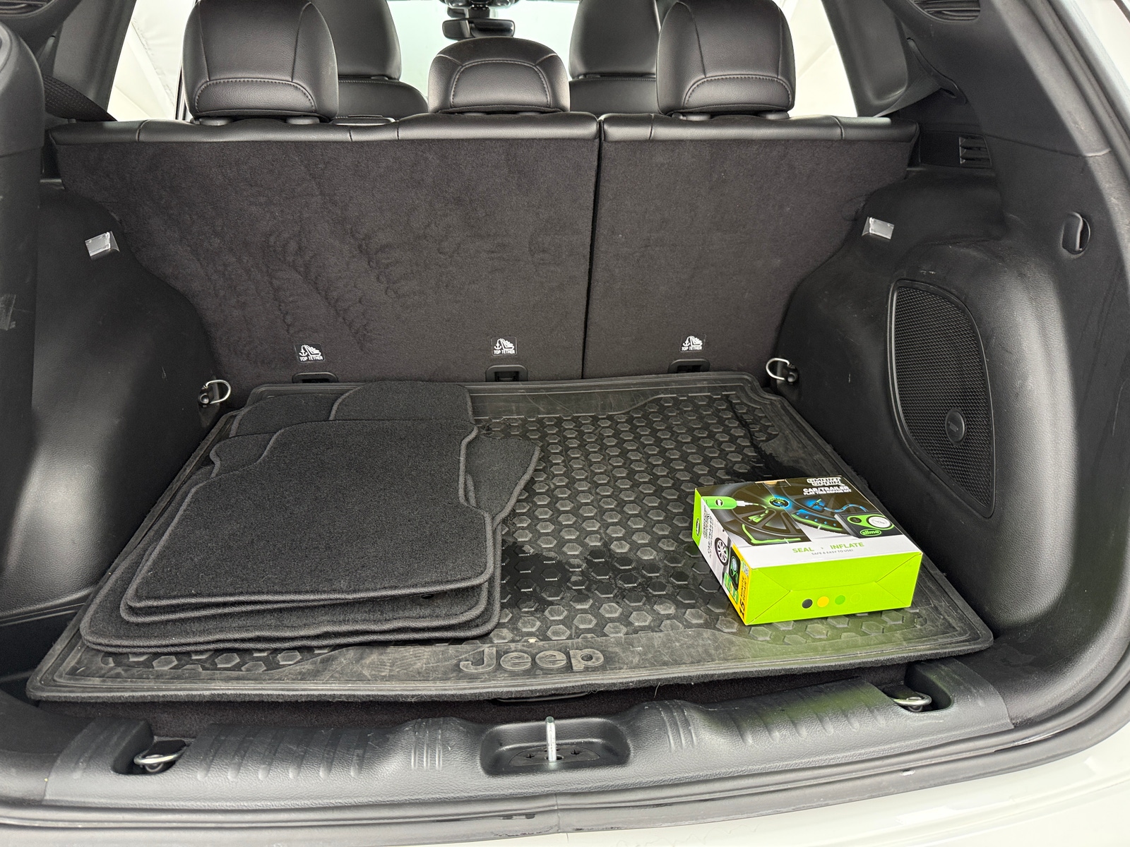 Thumbnail: 2023 Jeep Compass - 6