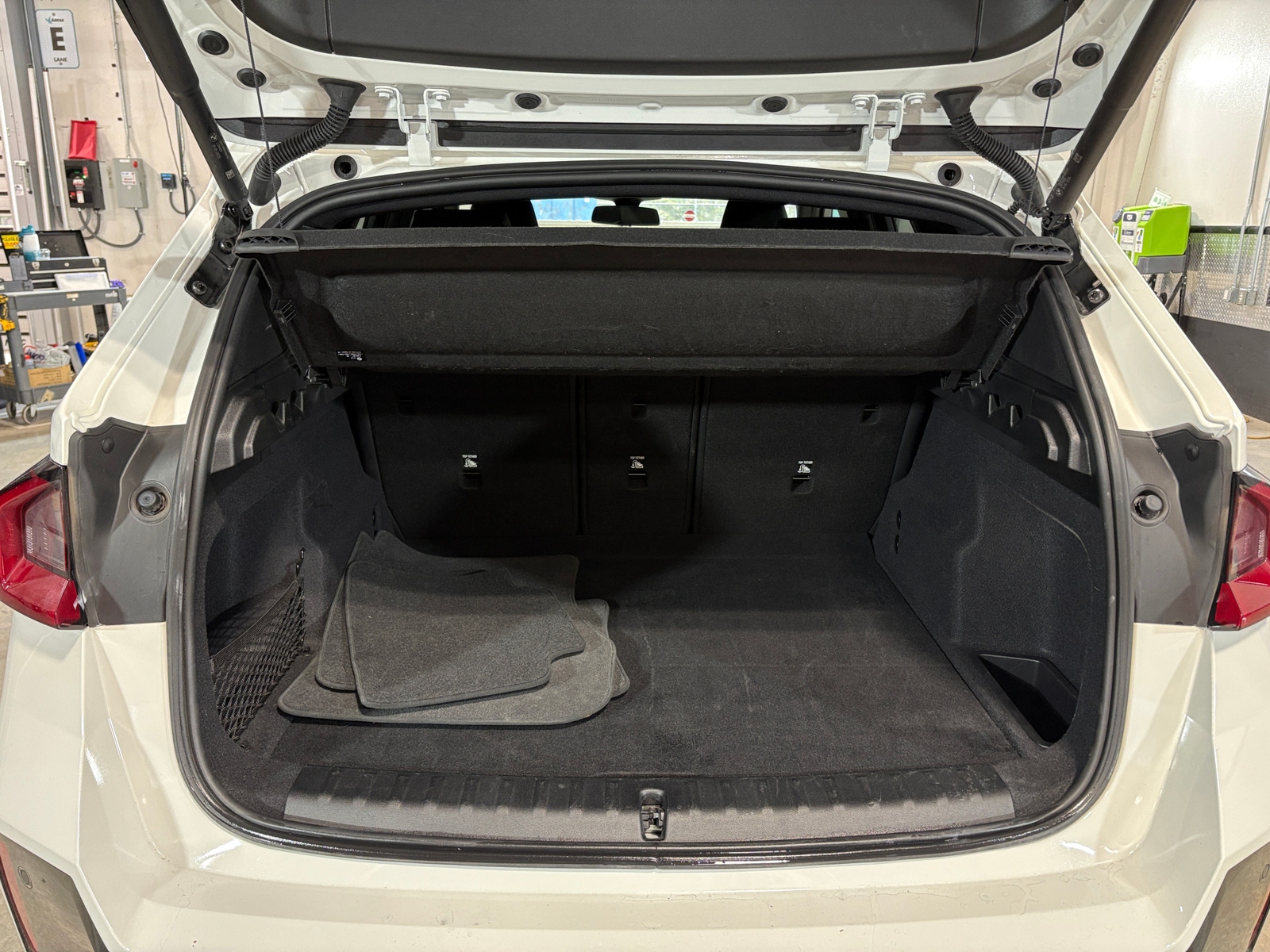 Thumbnail: 2025 BMW X1 - 6