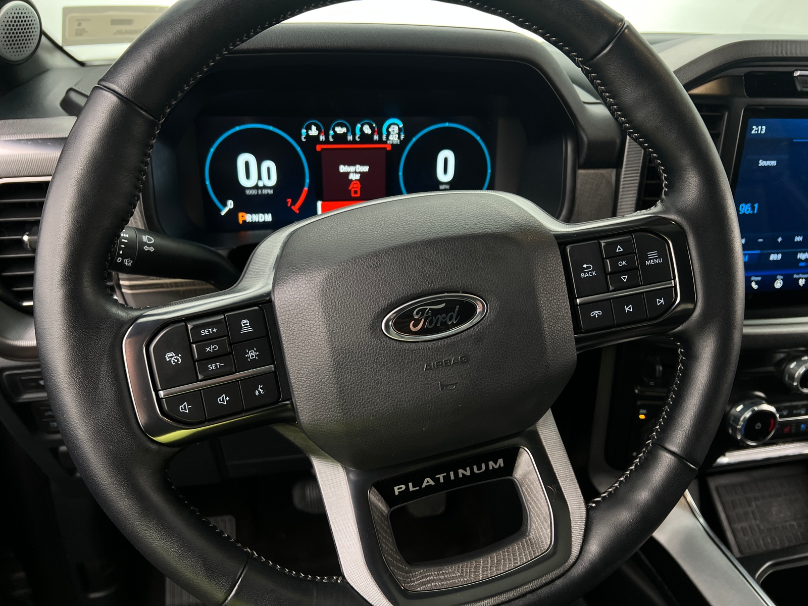 Thumbnail: 2022 Ford Econoline - 4