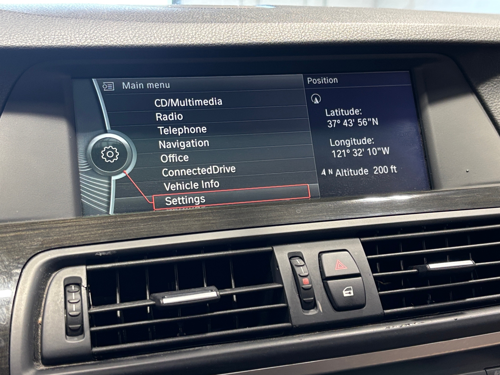 Thumbnail: 2011 BMW 5 Series - 3