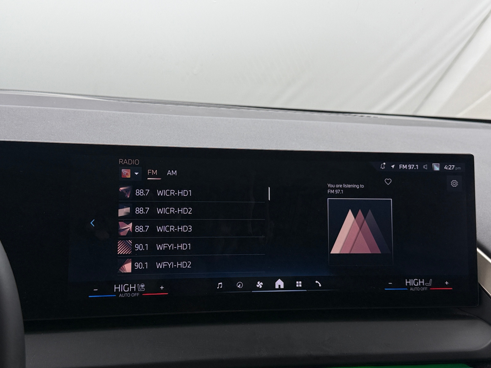 Thumbnail: 2025 BMW X3 - 3