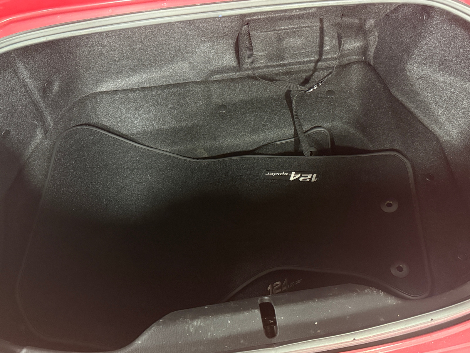 Thumbnail: 2017 Fiat 124 Spider - 5