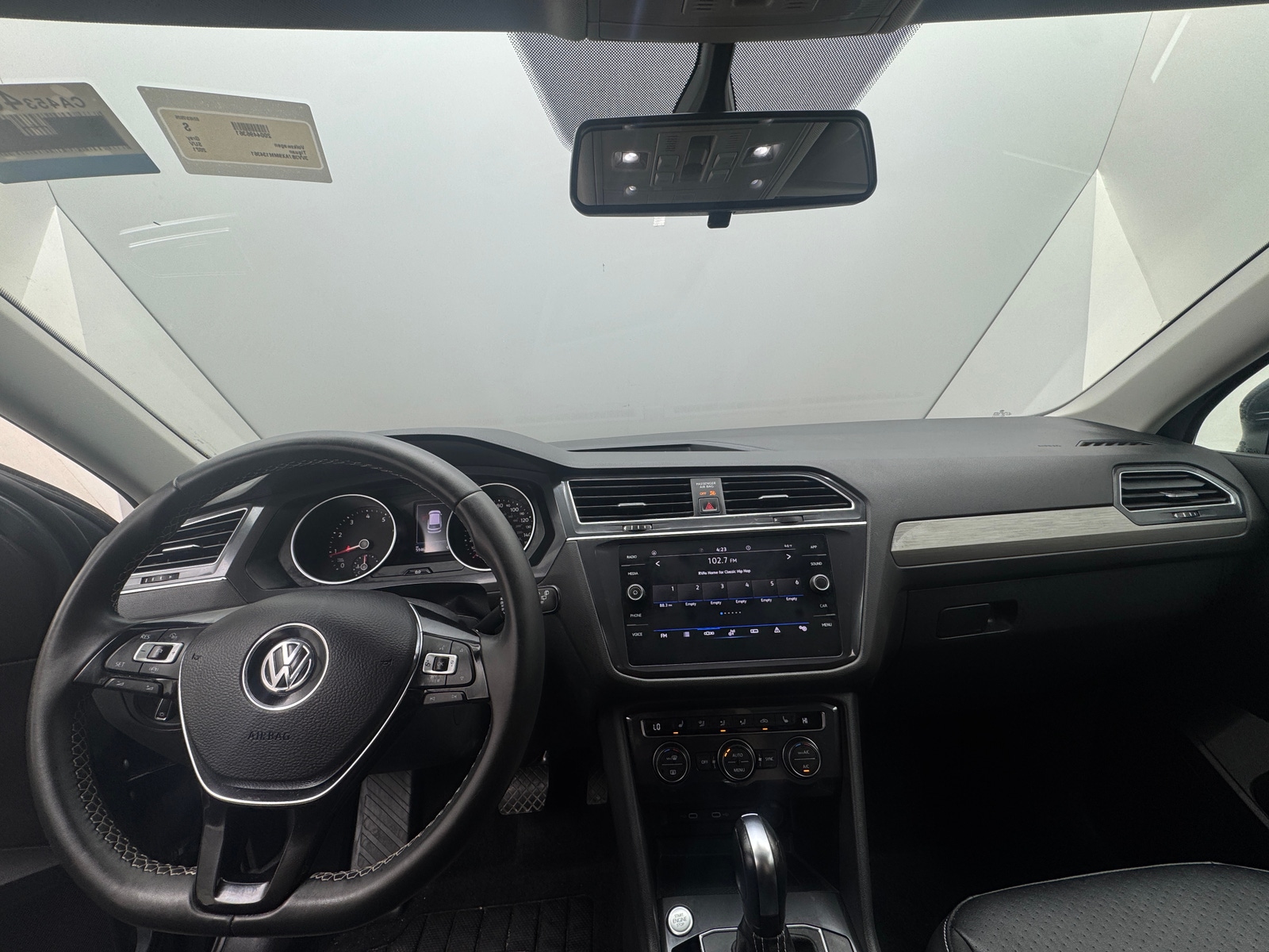 Thumbnail: 2021 Volkswagen Tiguan - 2