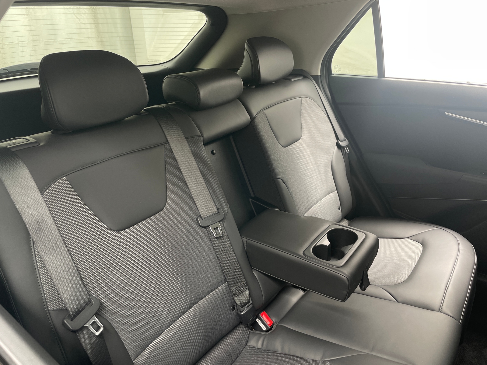 Thumbnail: 2023 Kia Niro - 6