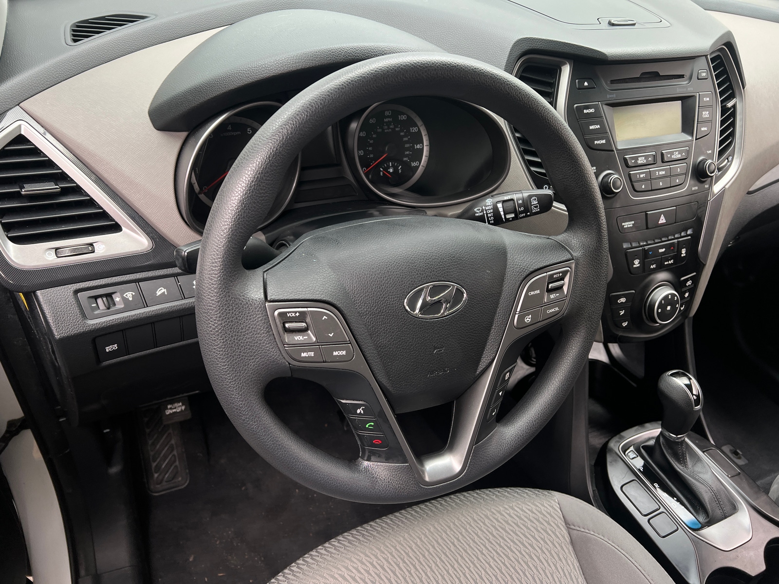 Thumbnail: 2016 Hyundai Santa Fe - 5