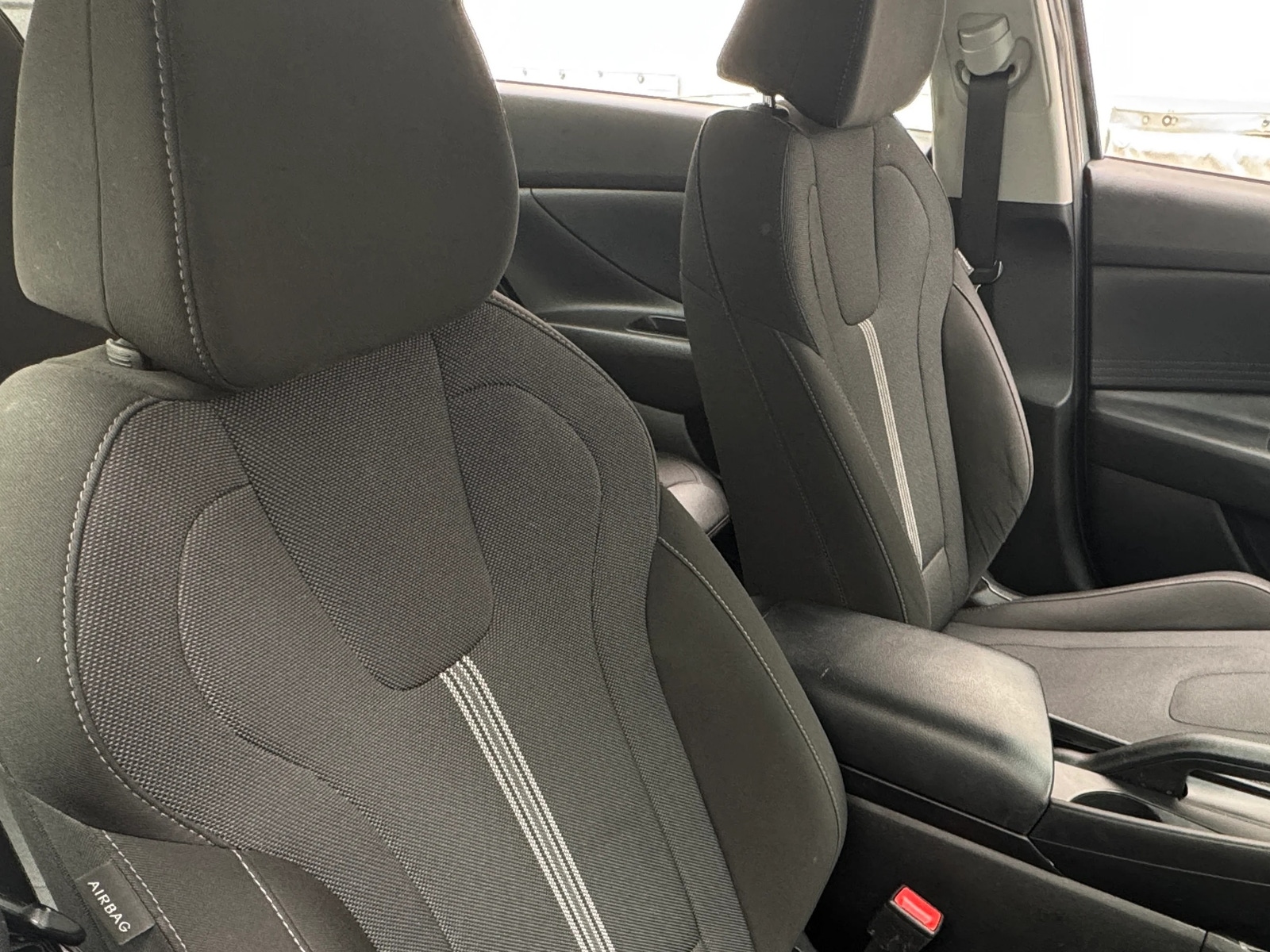 Thumbnail: 2021 Hyundai Elantra - 2