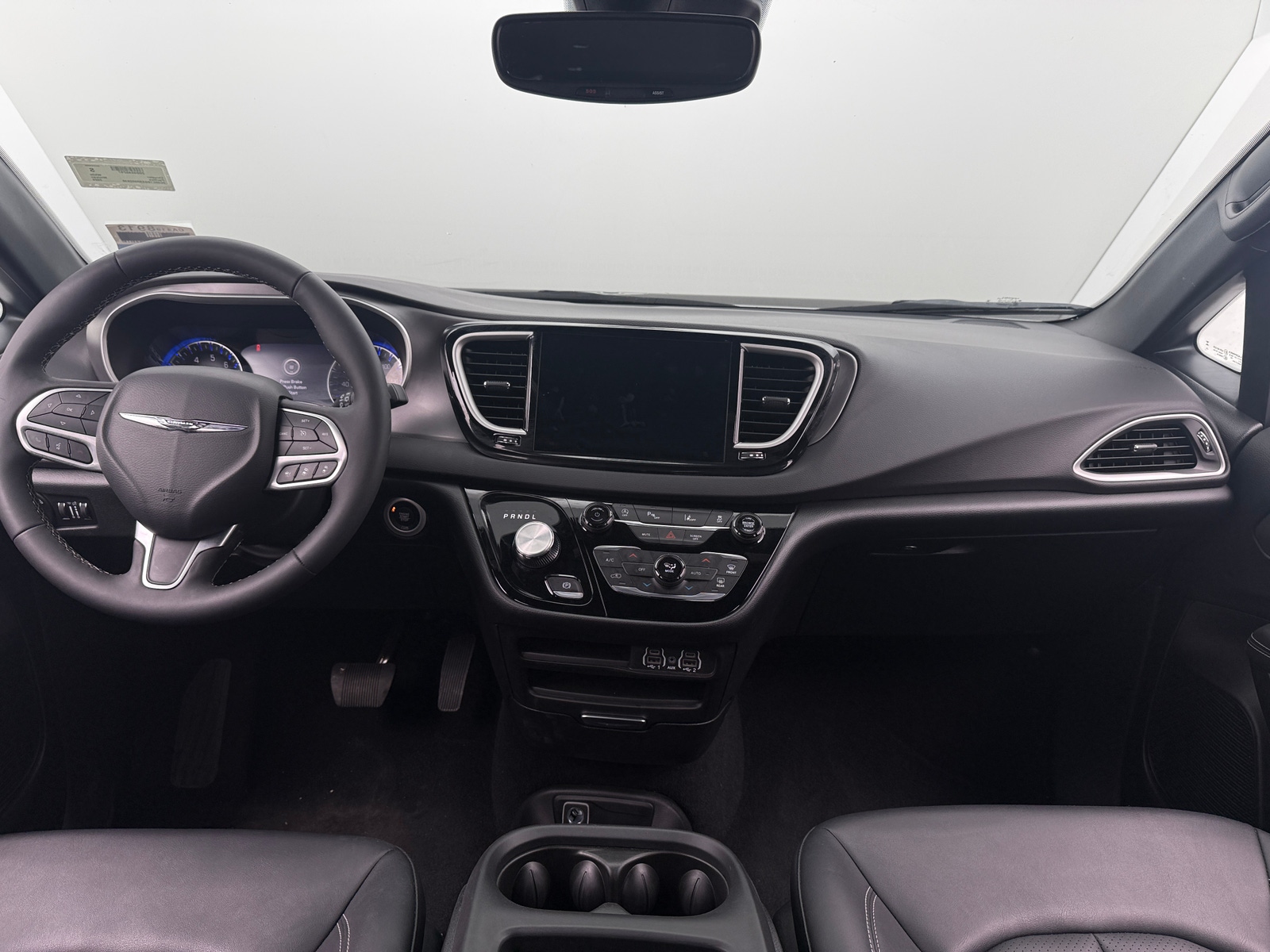 Thumbnail: 2025 Chrysler Pacifica - 2