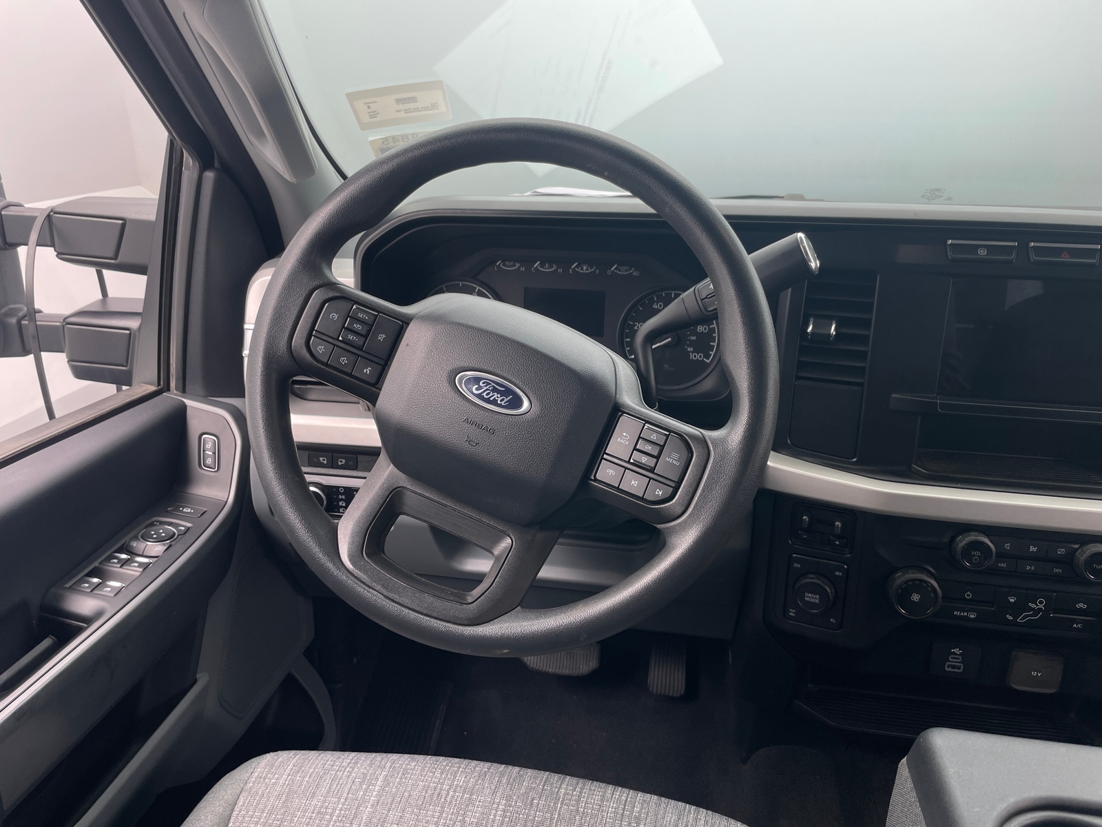 Thumbnail: 2024 Ford Econoline - 5