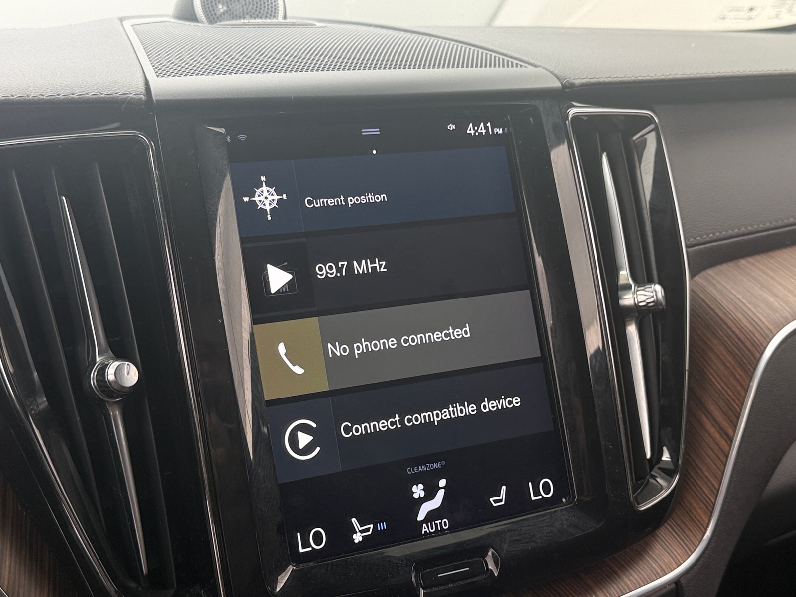 Thumbnail: 2021 Volvo XC60 - 3