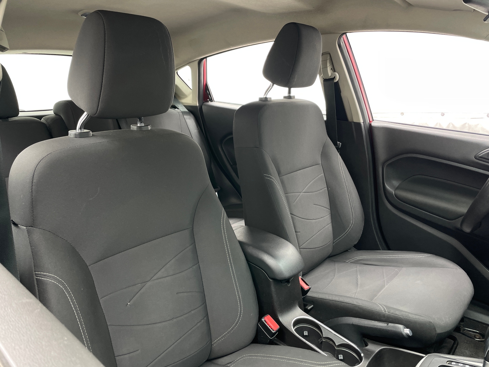 Thumbnail: 2016 Ford Fiesta - 2