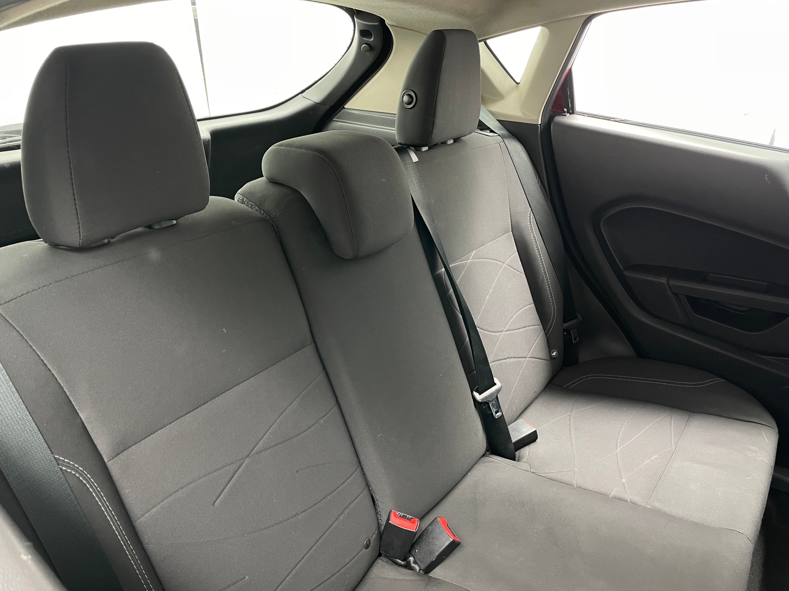 Thumbnail: 2016 Ford Fiesta - 6