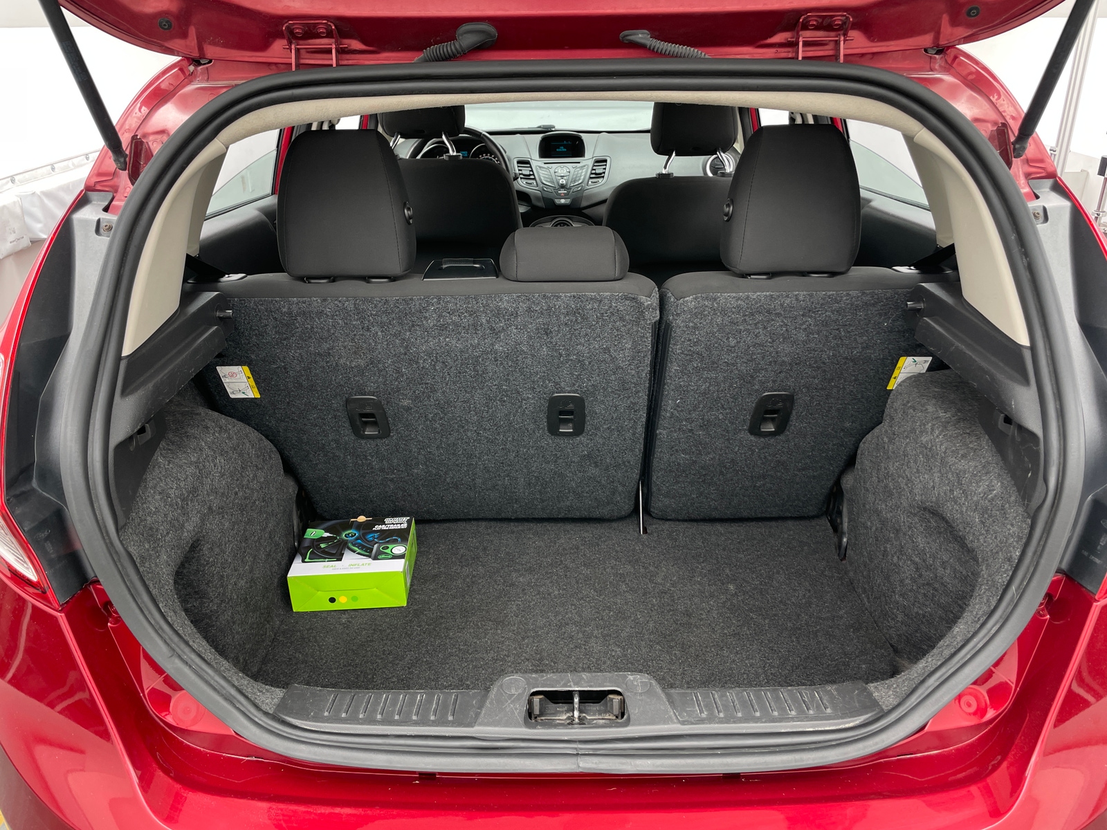 Thumbnail: 2016 Ford Fiesta - 7