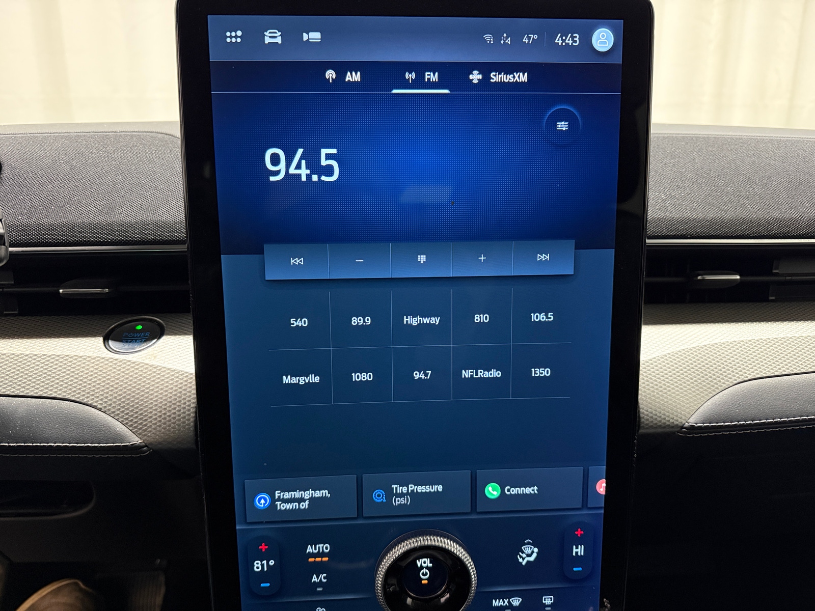 Thumbnail: 2021 Ford Mustang Mach-E - 3