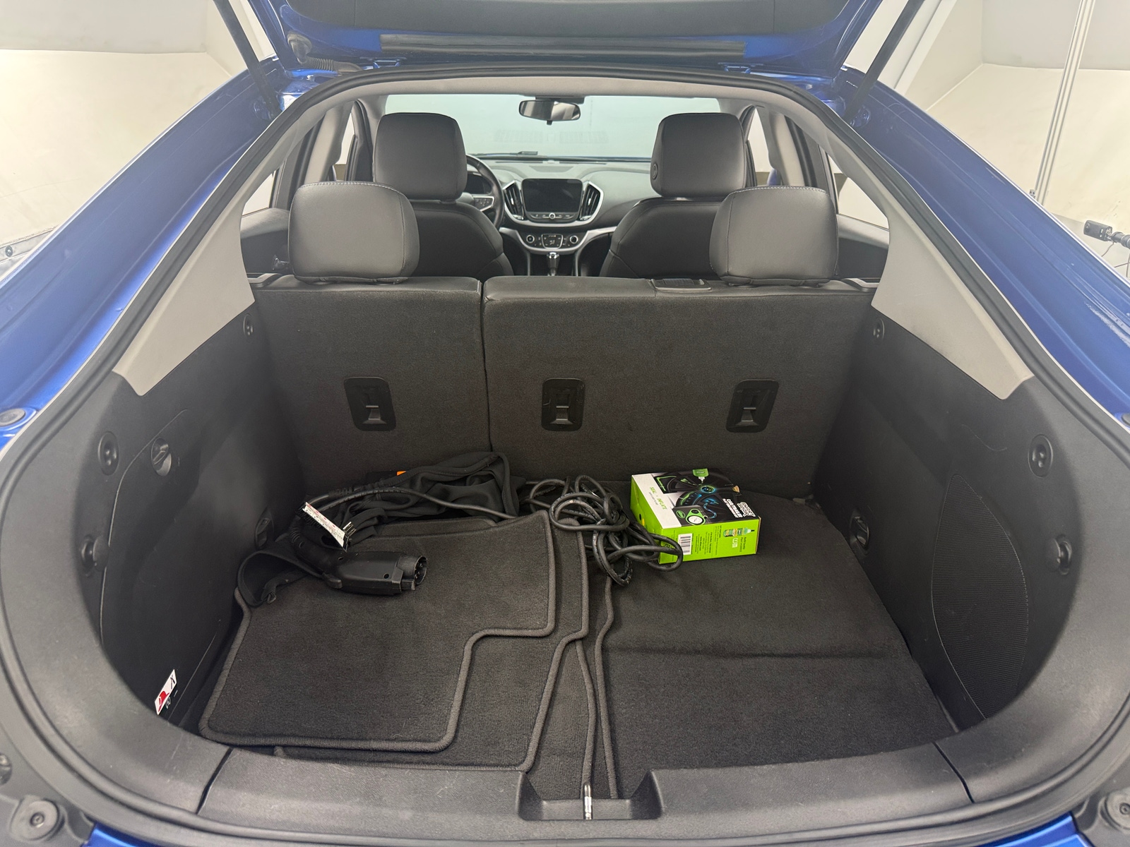 Thumbnail: 2018 Chevrolet Volt - 7