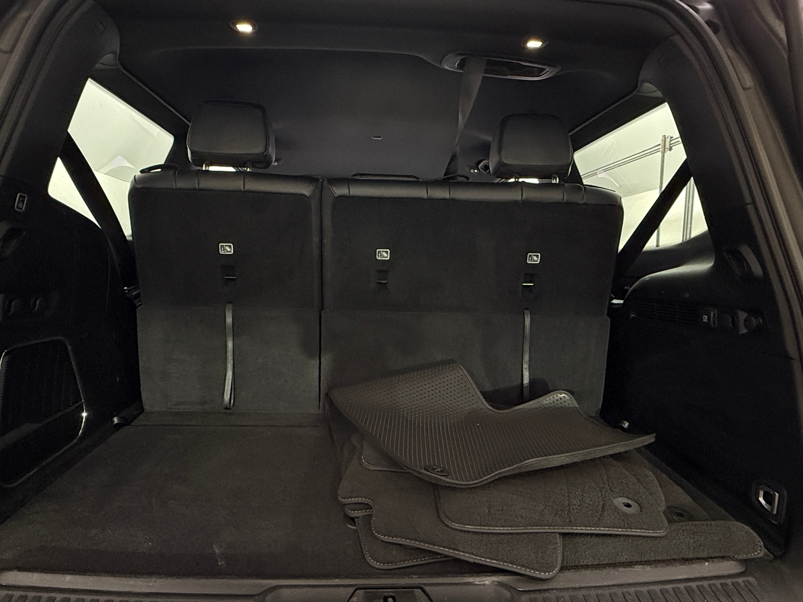 Thumbnail: 2025 Jeep Wagoneer - 6